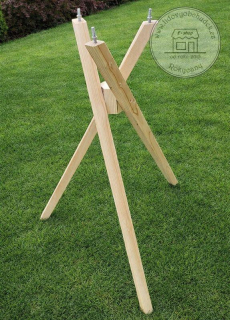 Stojan pod velká krmítka 113 cm dřevěný